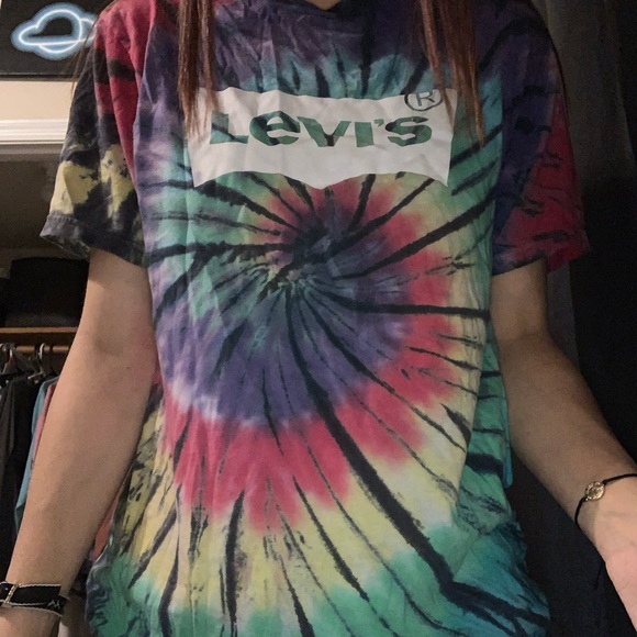 levi tie dye shirt - Picture 1 of 2